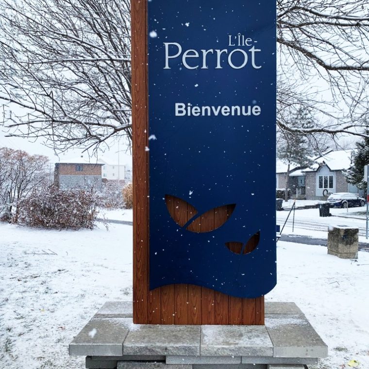 01_ILE_PERROT