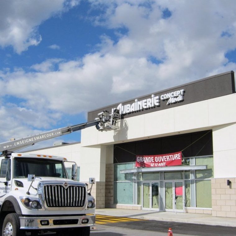 enseigne-lettre-channel-aubainerie-1